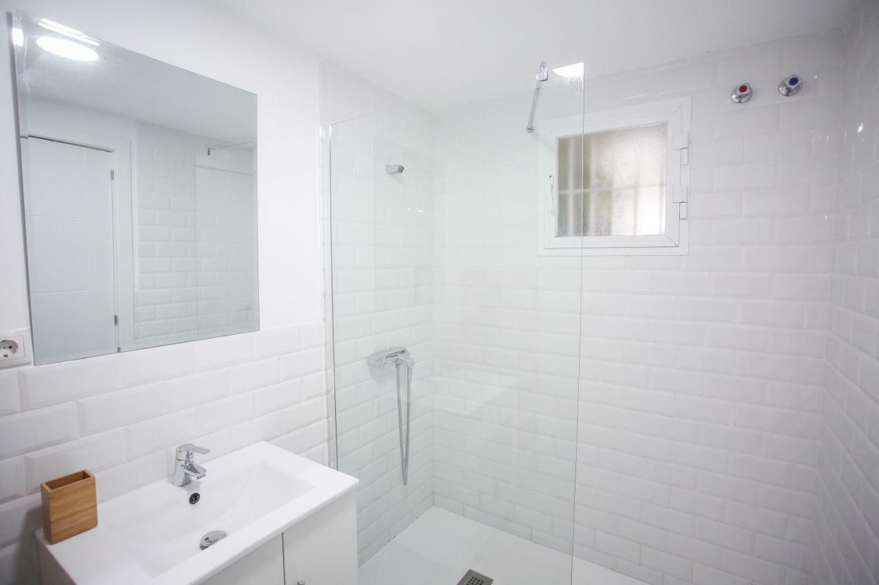 Apartamento En La Carihuela Con Piscina Y Parking, Al Lado De La Playa Διαμέρισμα Τορρεμολίνος Εξωτερικό φωτογραφία